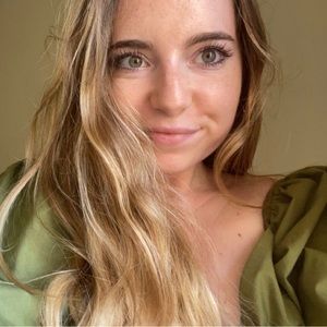 Meet your Posher, Hannah